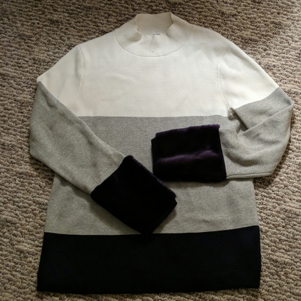 Crown & Ivy Sweater